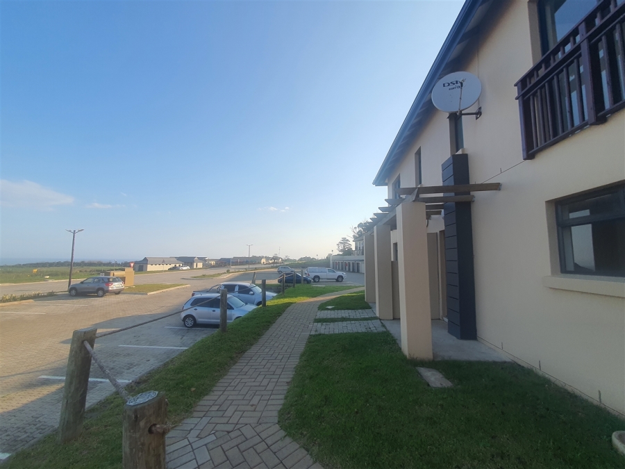 To Let 3 Bedroom Property for Rent in Kidds Beach Eastern Cape